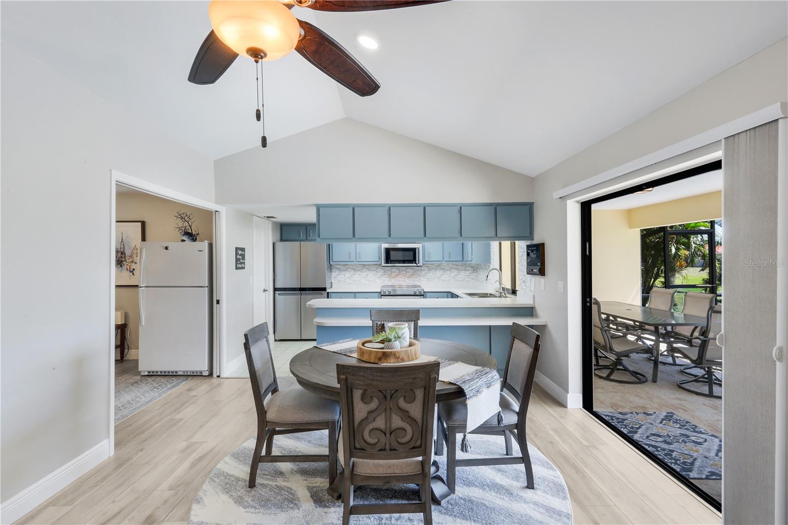 3718 SE 8TH AVE, CAPE CORAL, FL, 33904