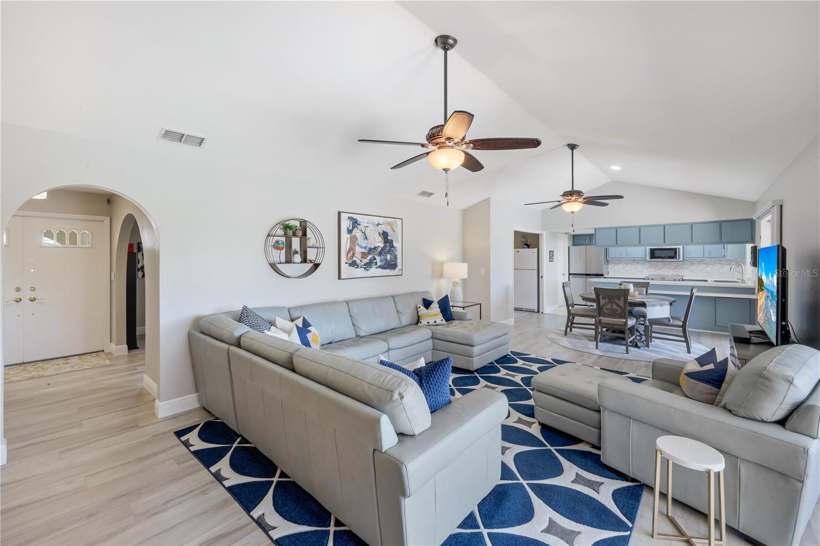 3718 SE 8TH AVE, CAPE CORAL, FL, 33904