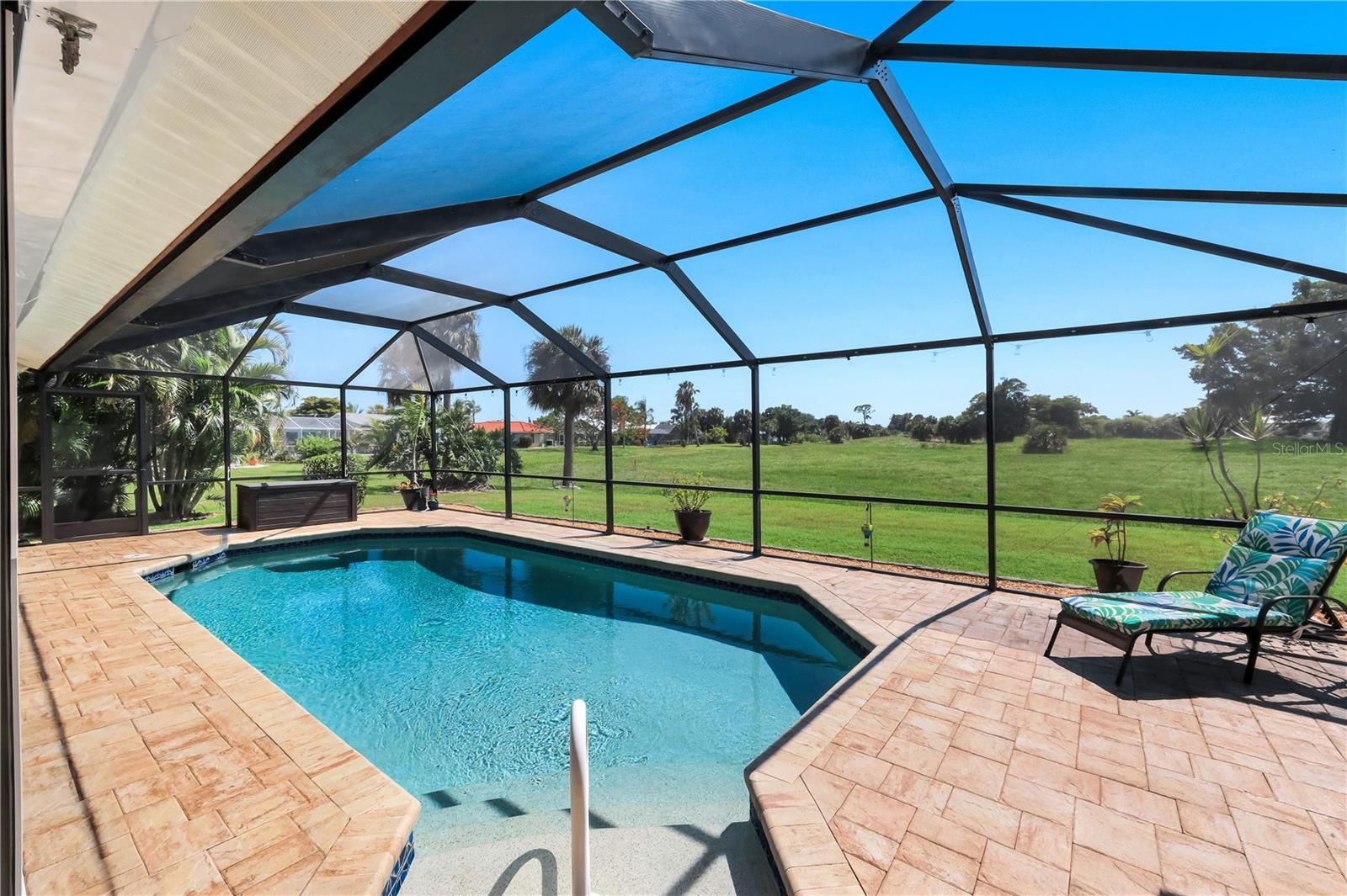 3718 SE 8TH AVE, CAPE CORAL, FL, 33904