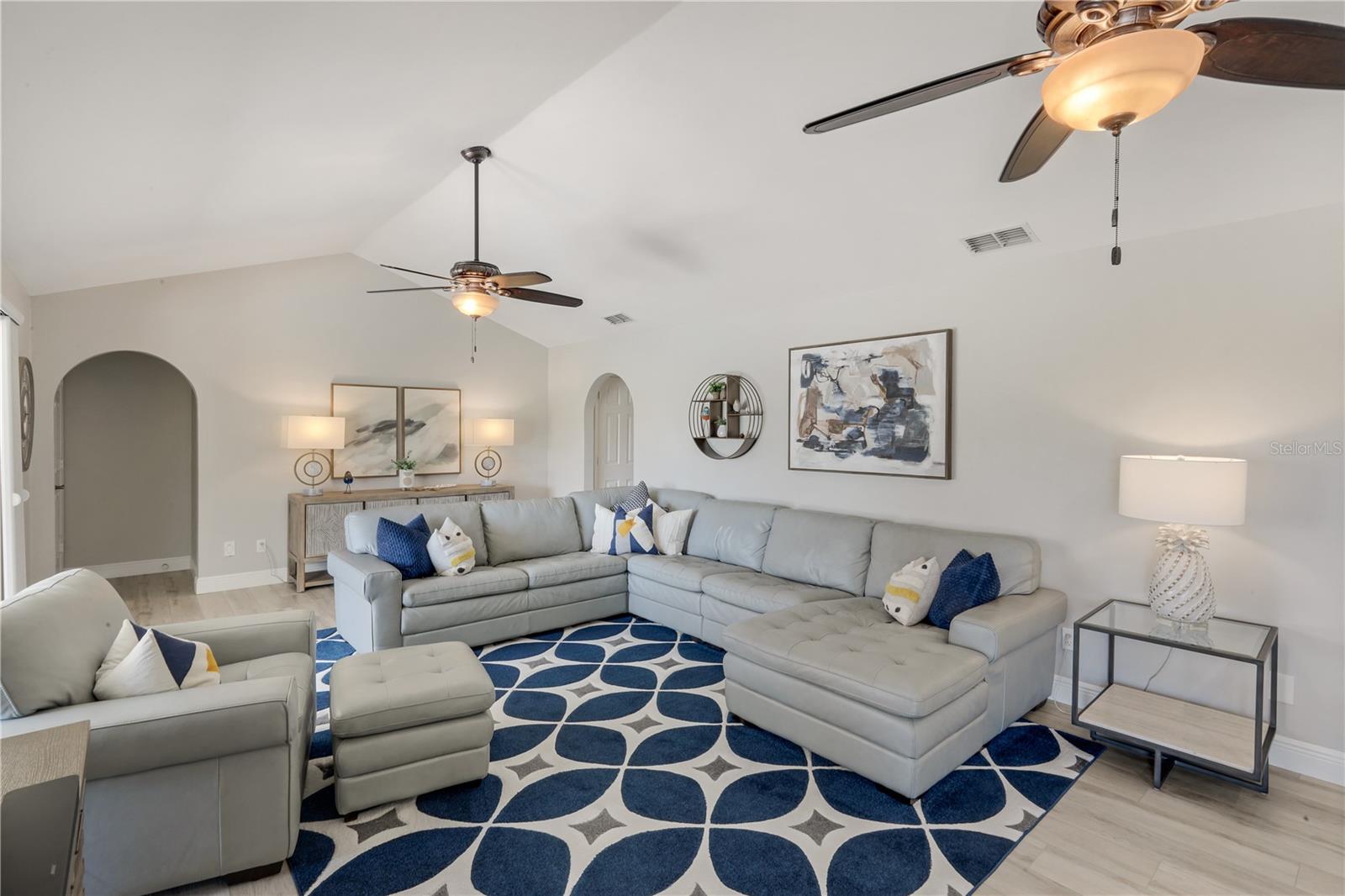 3718 SE 8TH AVE, CAPE CORAL, FL, 33904