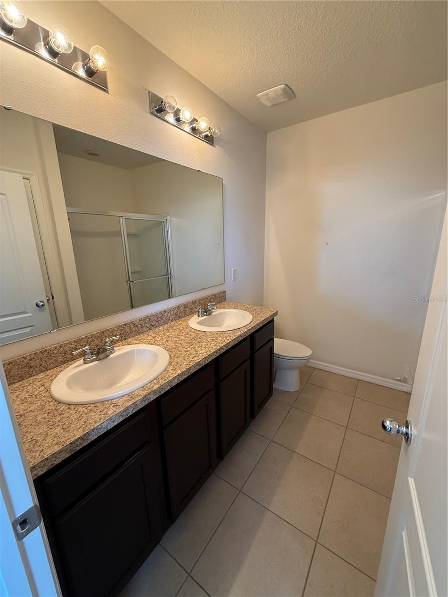 419 ARBOR LAKES DR, DAVENPORT, FL, 33896