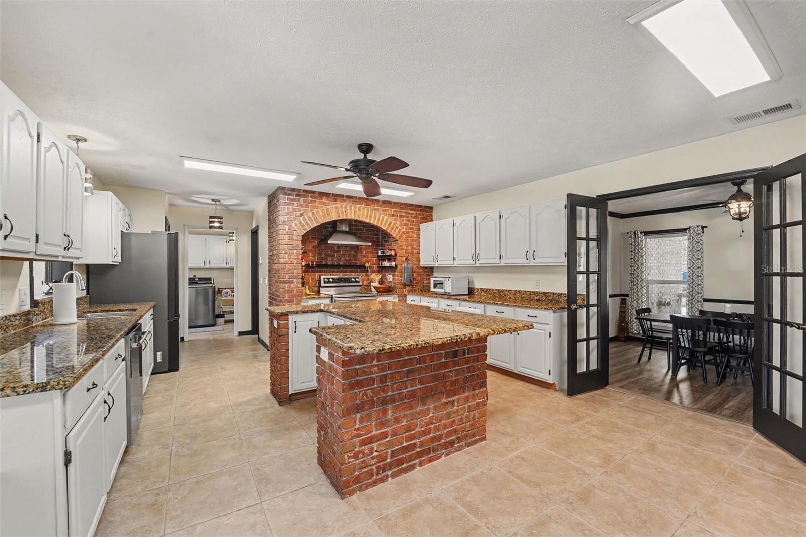 717 CAMROSE DR, BRANDON, FL, 33510