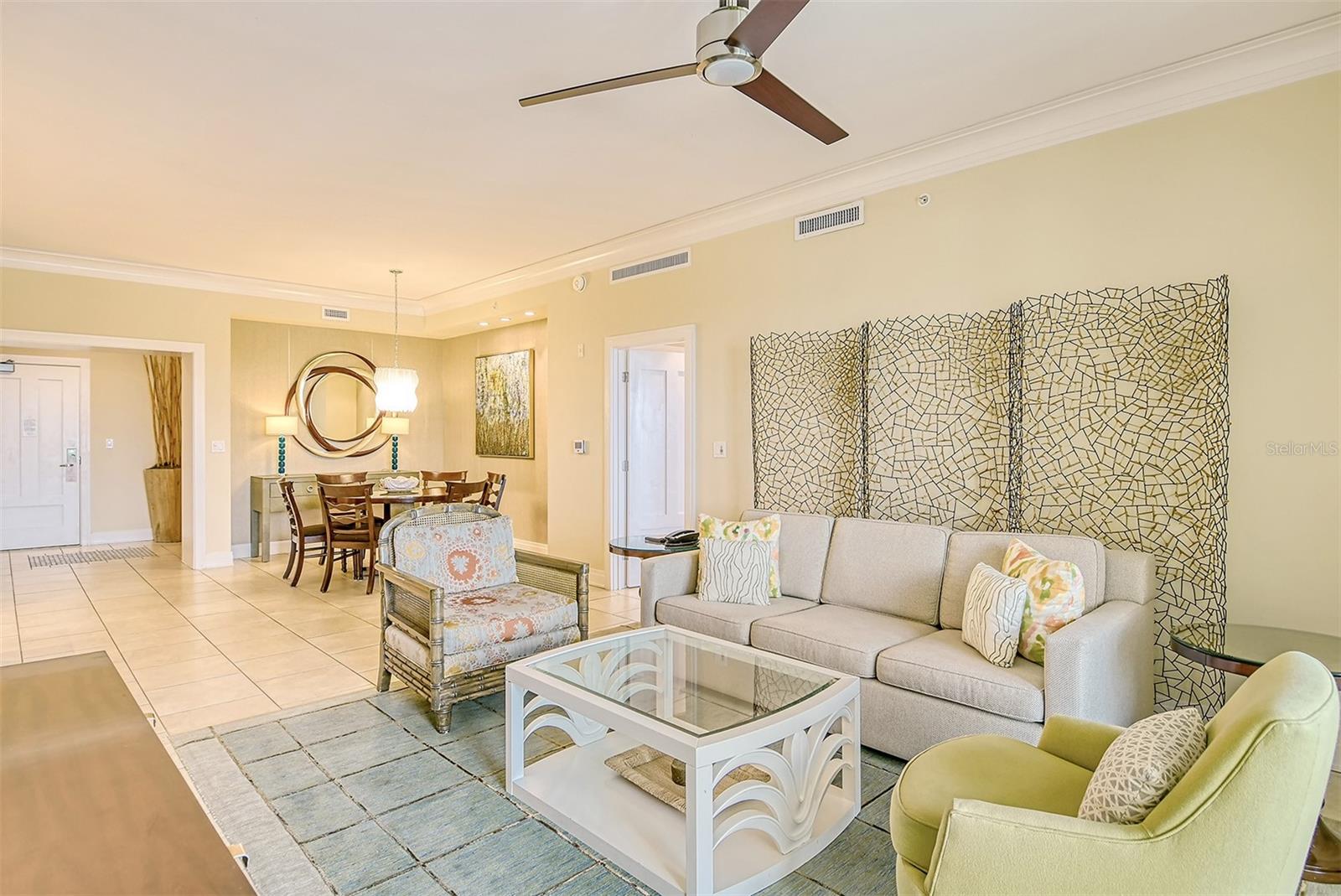 915 SEASIDE DR #312, Weeks 16-17, SARASOTA, FL, 34242