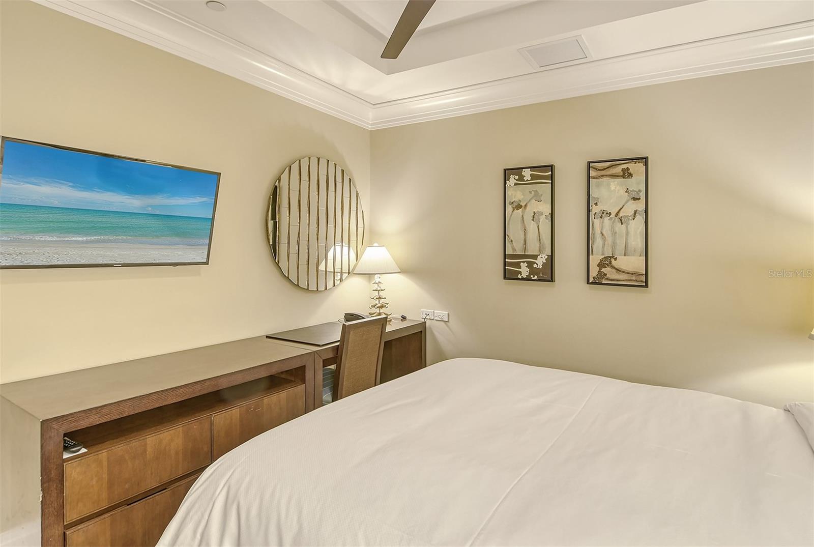 915 SEASIDE DR #312, Weeks 16-17, SARASOTA, FL, 34242