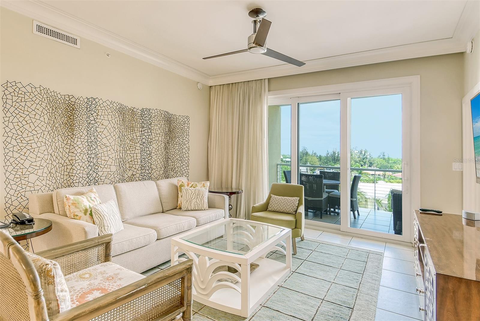 915 SEASIDE DR #312, Weeks 16-17, SARASOTA, FL, 34242