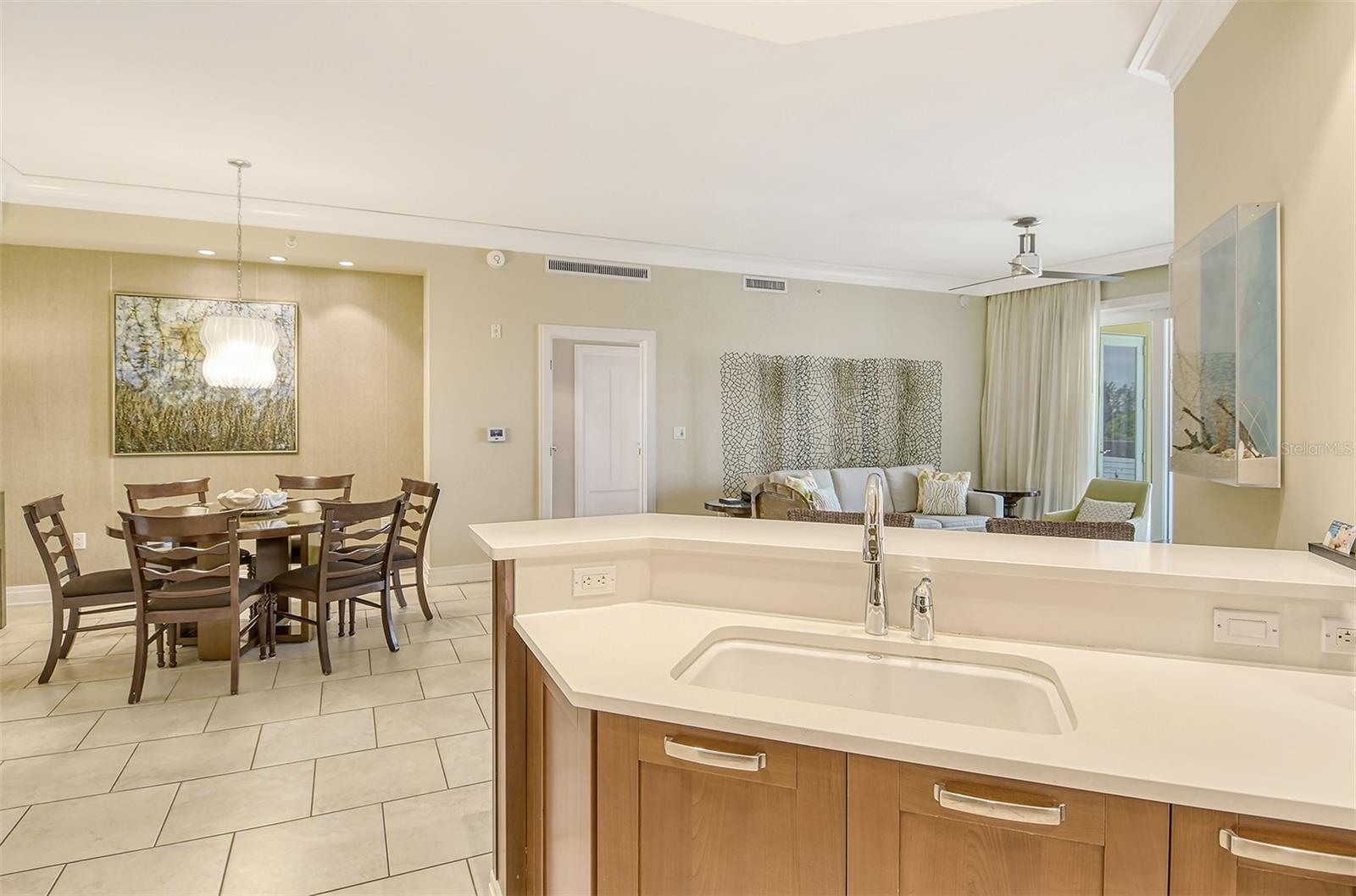 915 SEASIDE DR #312, Weeks 16-17, SARASOTA, FL, 34242
