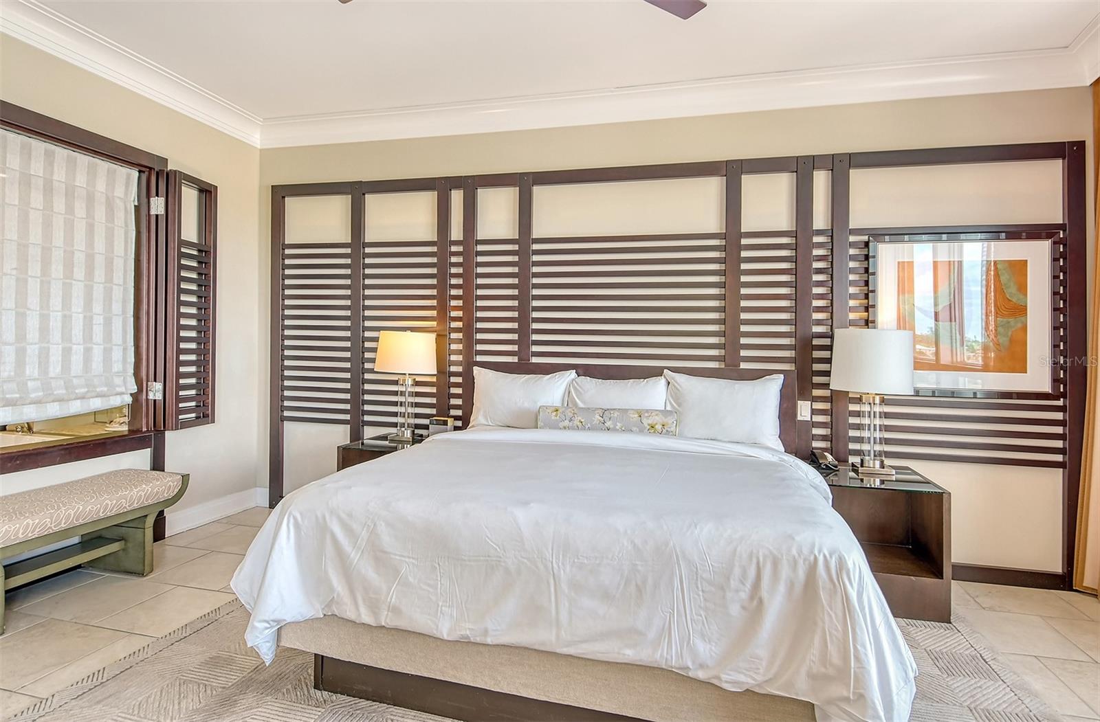 915 SEASIDE DR #312, Weeks 16-17, SARASOTA, FL, 34242
