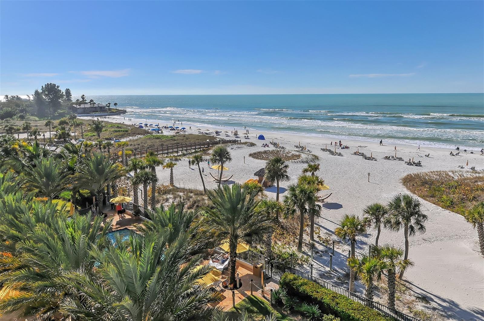 915 SEASIDE DR #312, Weeks 16-17, SARASOTA, FL, 34242