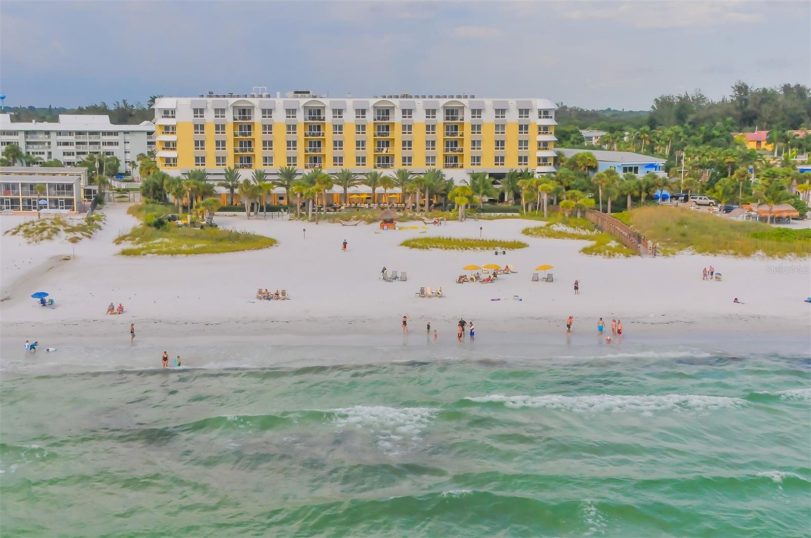 915 SEASIDE DR #312, Weeks 16-17, SARASOTA, FL, 34242