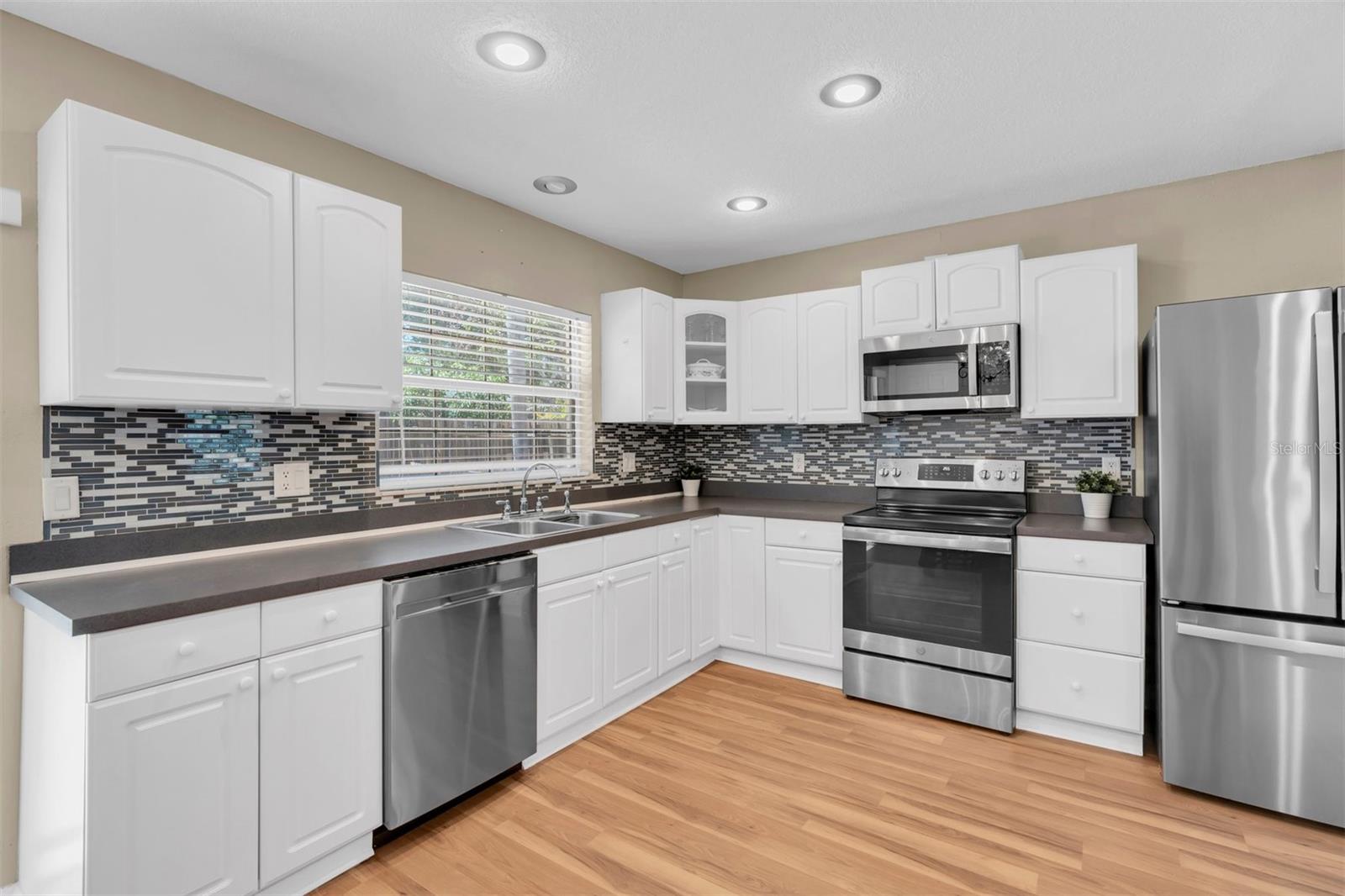 14006 CASCADE LN, TAMPA, FL, 33618