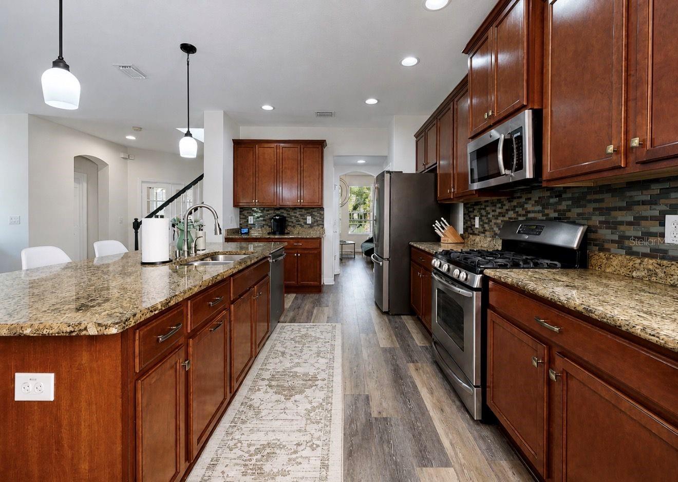 15813 STARLING CROSSING DR, LITHIA, FL, 33547