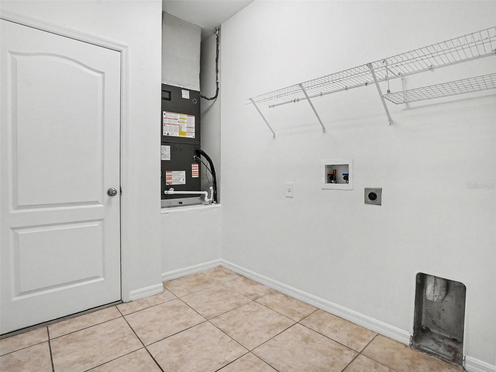1942 BEARDSLEY DR, APOPKA, FL, 32703