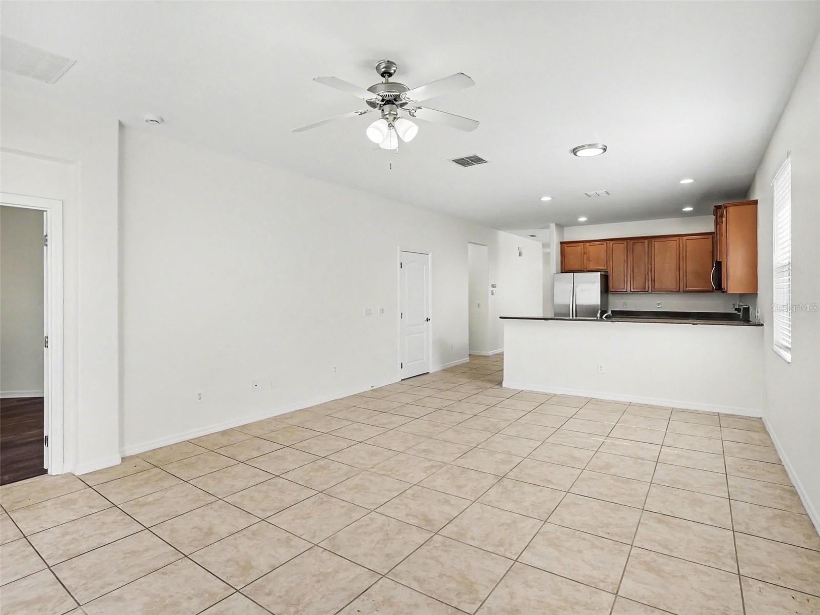 1942 BEARDSLEY DR, APOPKA, FL, 32703
