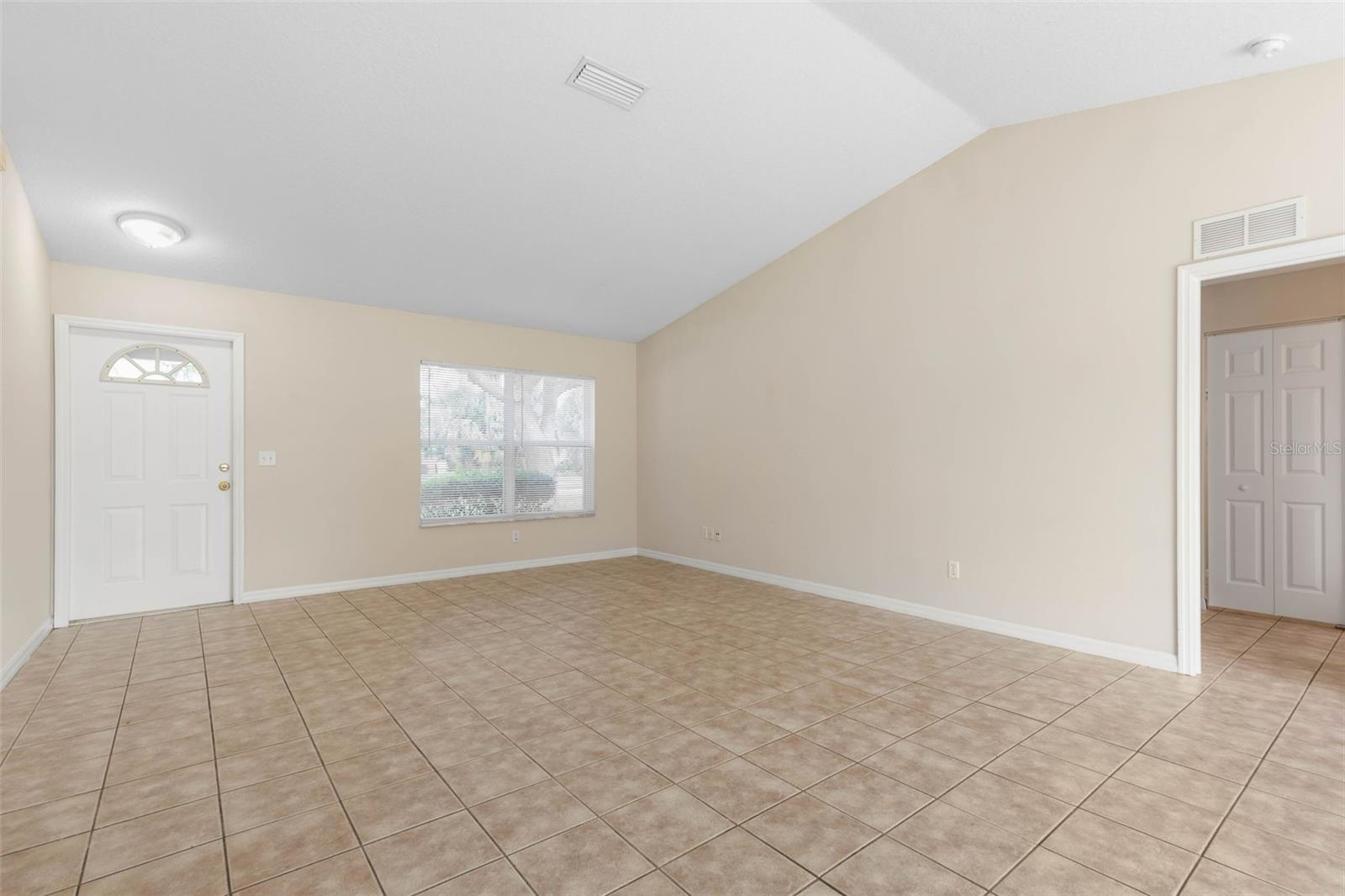 129 BAYSIDE DR, PALM COAST, FL, 32137