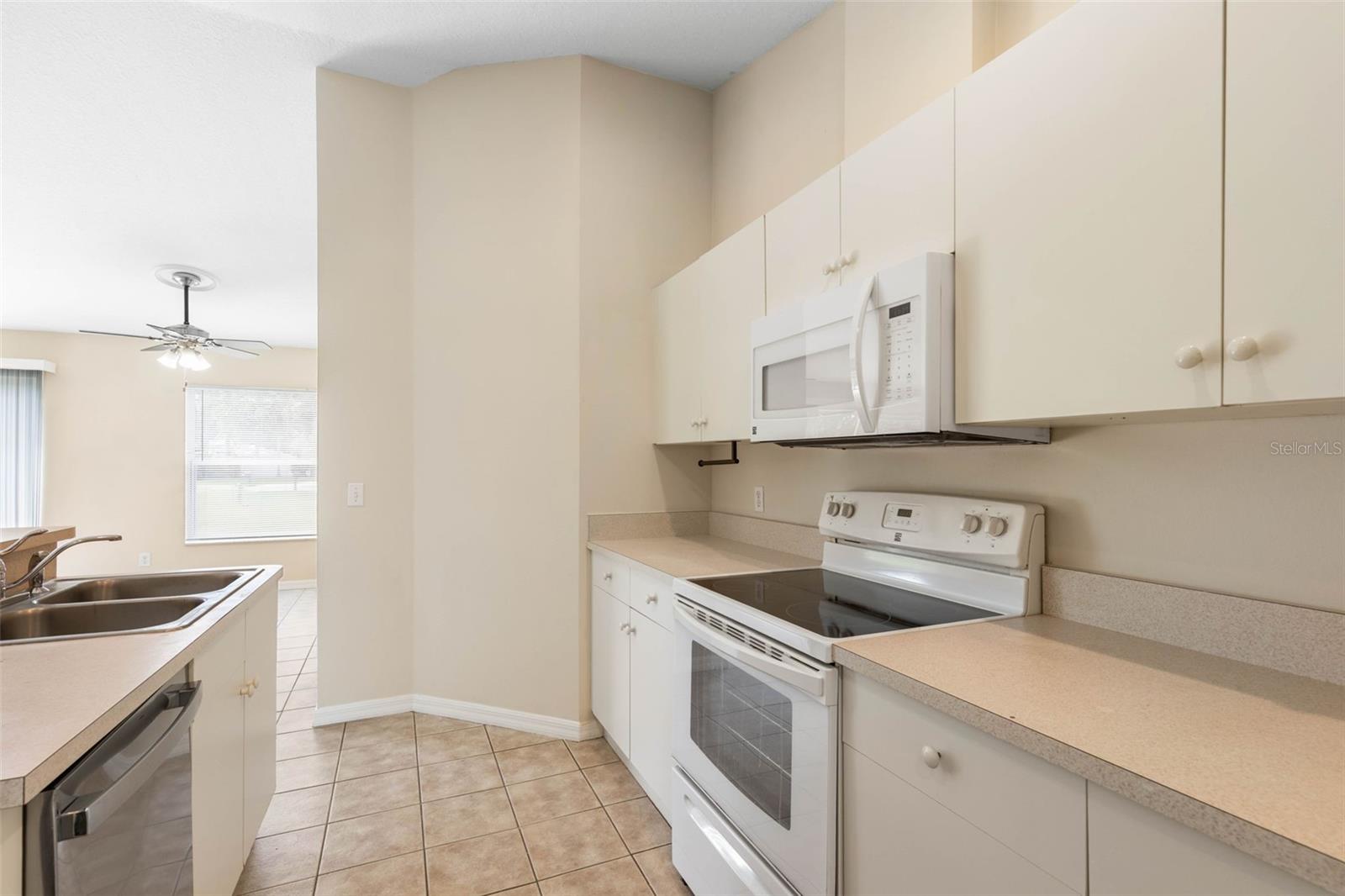 129 BAYSIDE DR, PALM COAST, FL, 32137