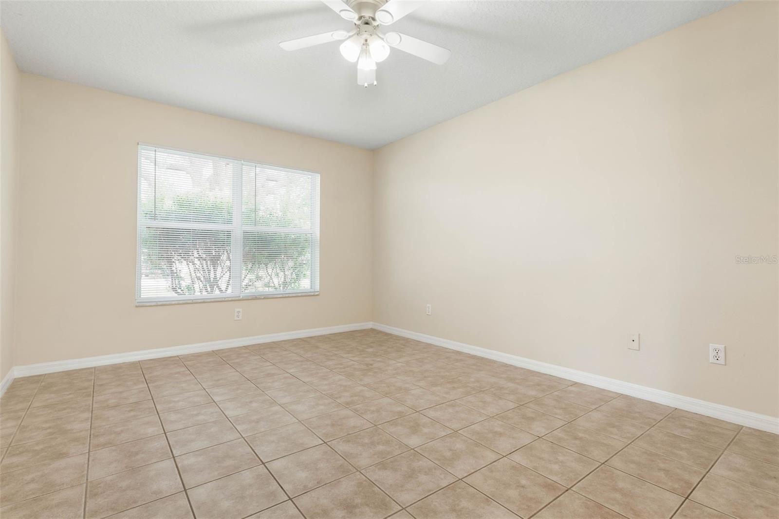 129 BAYSIDE DR, PALM COAST, FL, 32137