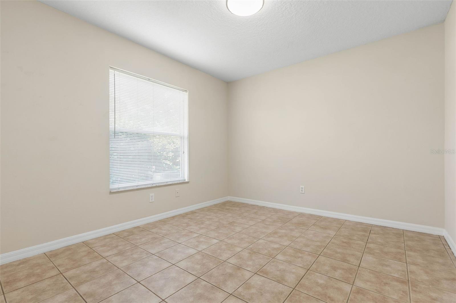 129 BAYSIDE DR, PALM COAST, FL, 32137