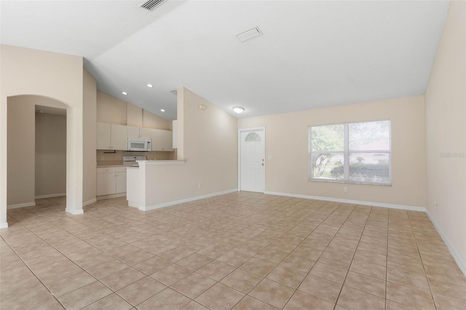 129 BAYSIDE DR, PALM COAST, FL, 32137