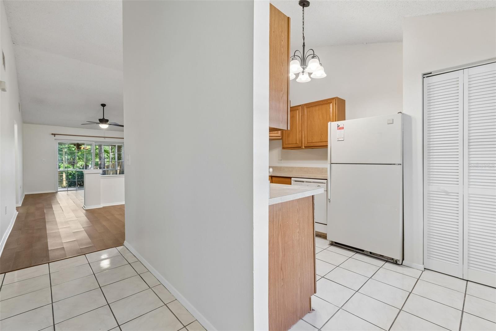 3410 LAUREL DALE DR, TAMPA, FL, 33618