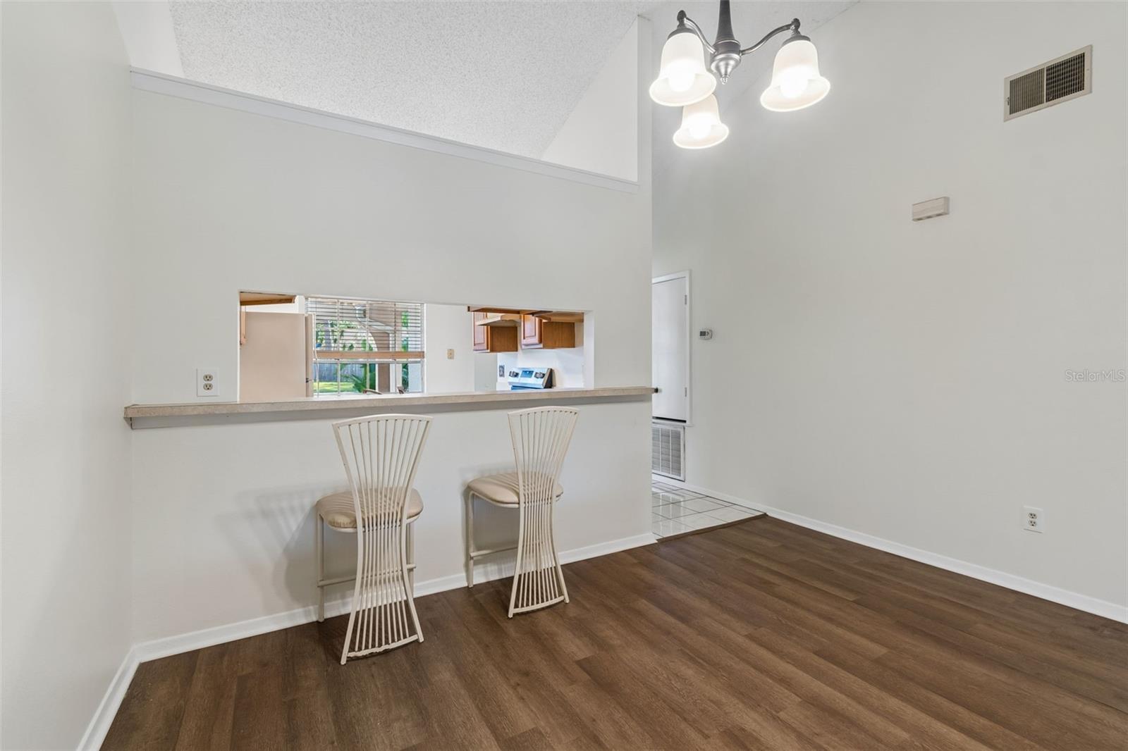 3410 LAUREL DALE DR, TAMPA, FL, 33618