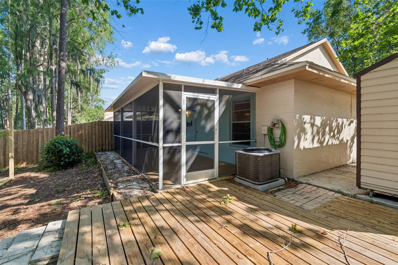 3410 LAUREL DALE DR, TAMPA, FL, 33618