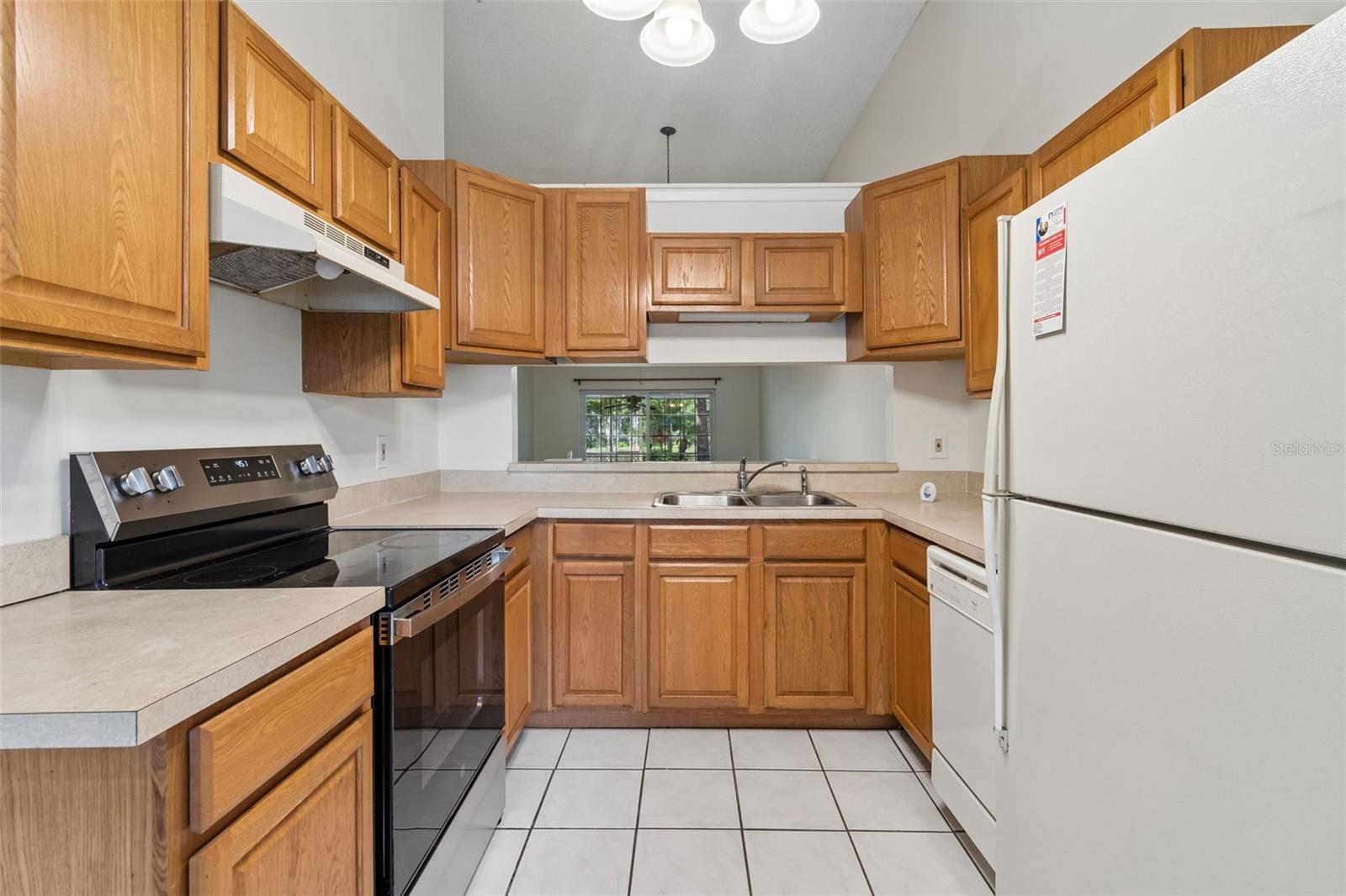 3410 LAUREL DALE DR, TAMPA, FL, 33618