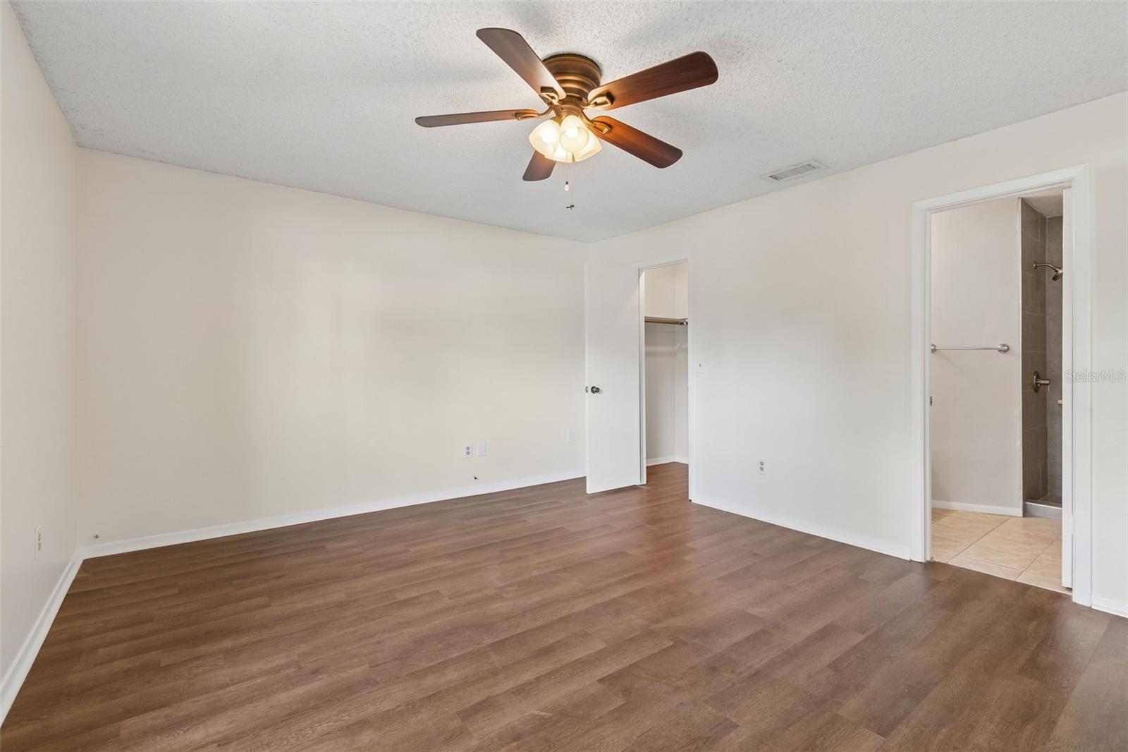3410 LAUREL DALE DR, TAMPA, FL, 33618