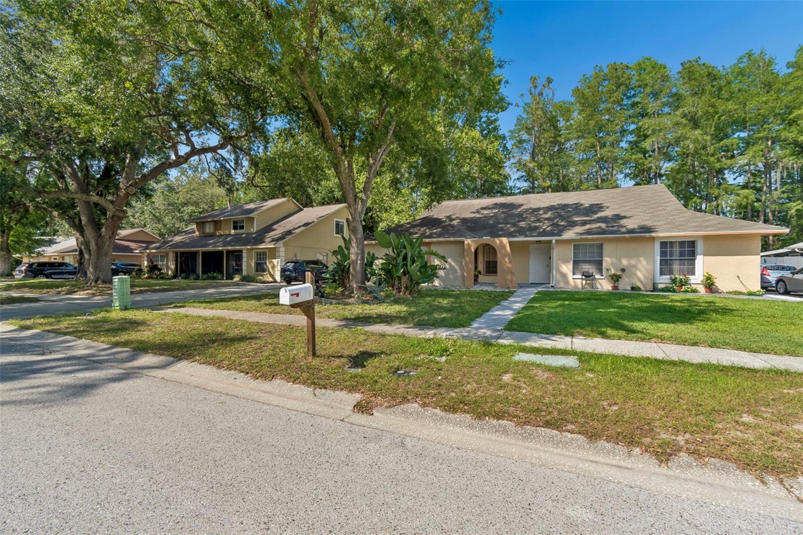 3410 LAUREL DALE DR, TAMPA, FL, 33618