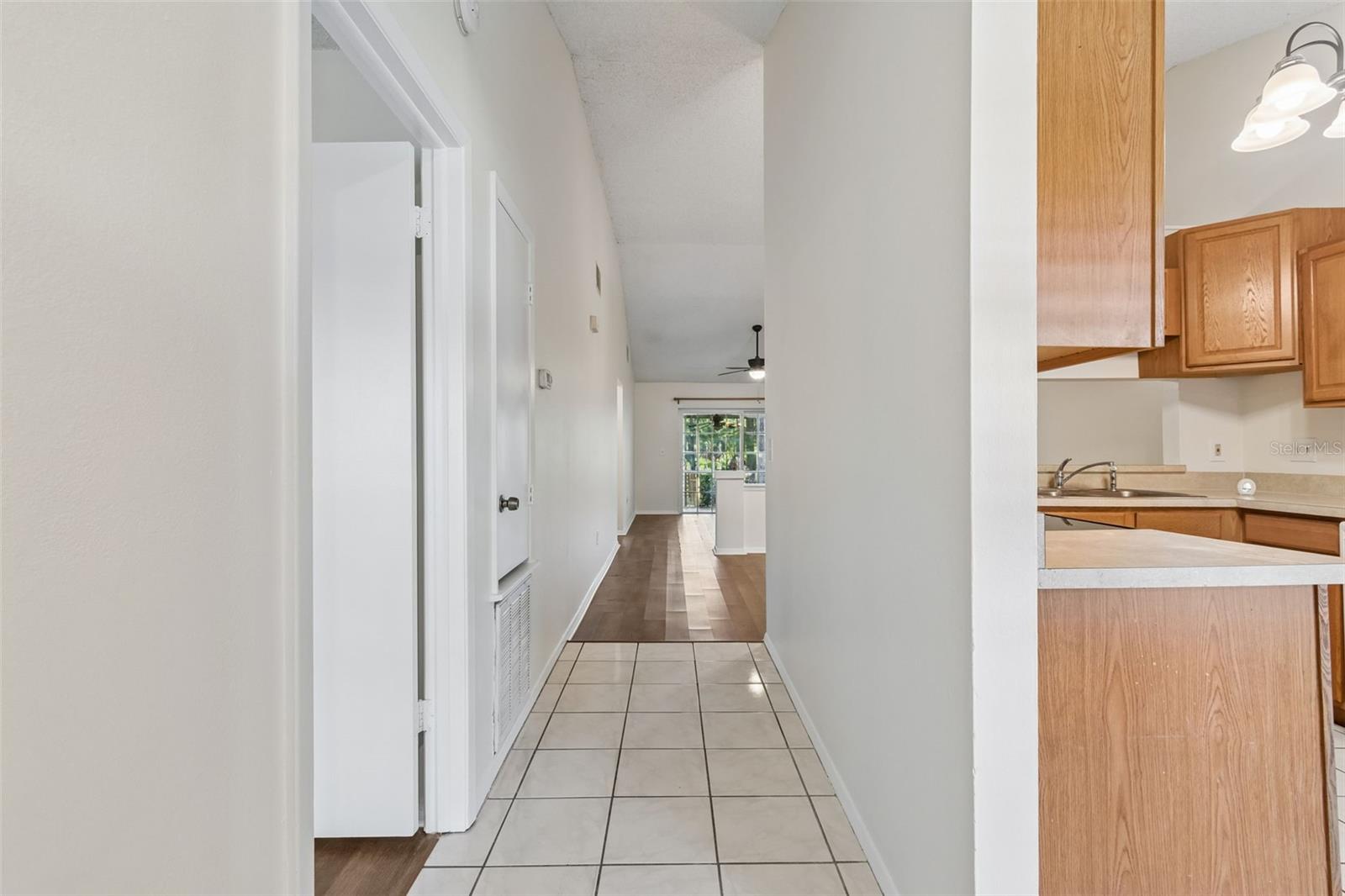 3410 LAUREL DALE DR, TAMPA, FL, 33618