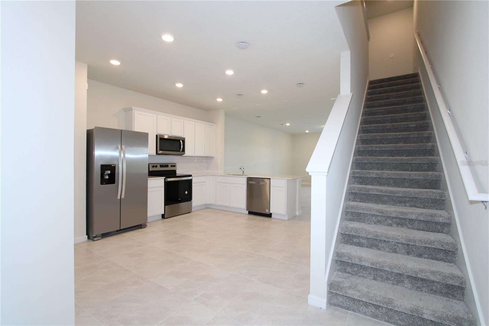 2606 WINSOME WAY, DAVENPORT, FL, 33896