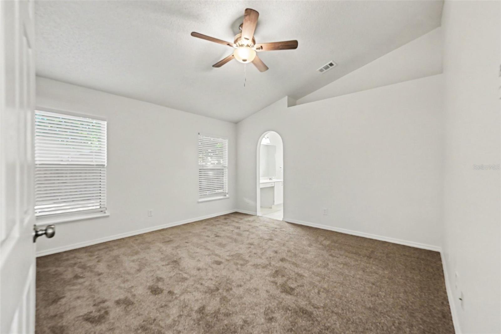 956 OLD BARN RD, ORLANDO, FL, 32825