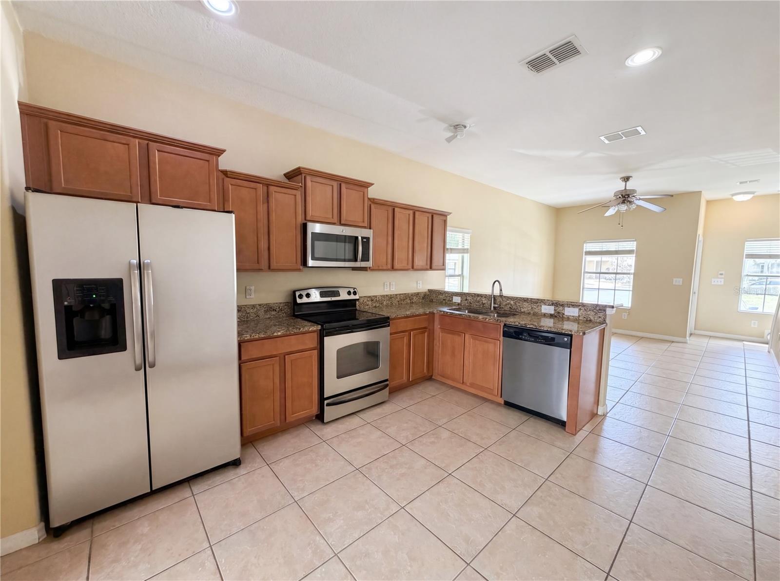 8548 GABLEBEND WAY, TAMPA, FL, 33647