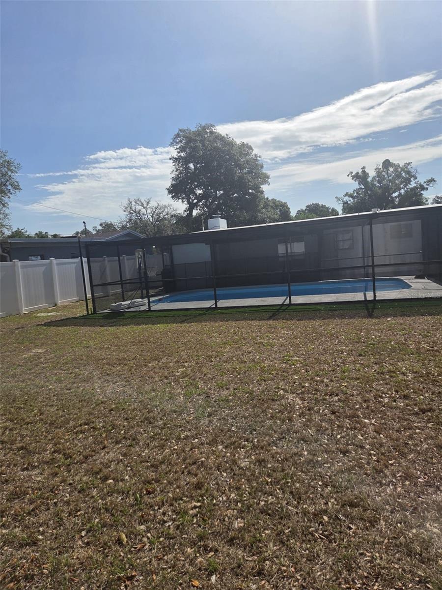 8704 N RENFREW PL, TAMPA, FL, 33604