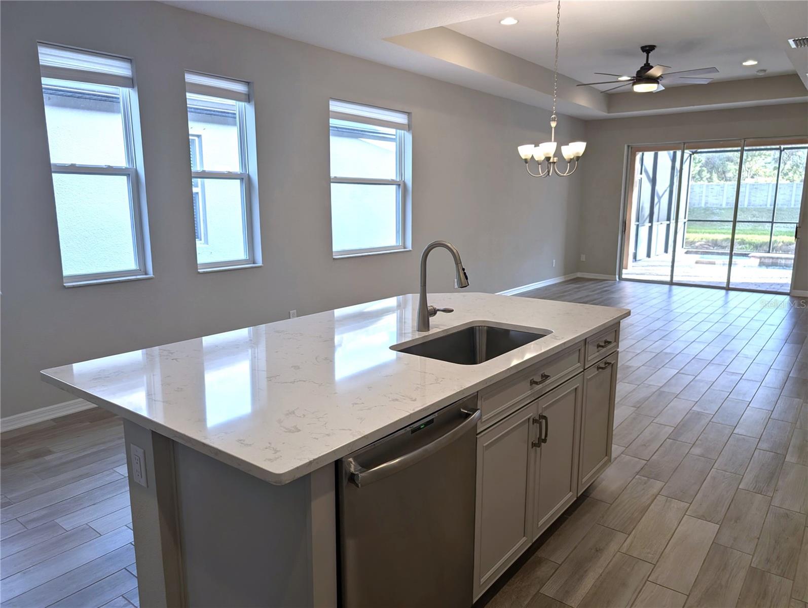 8545 CACHE DR, SARASOTA, FL, 34240