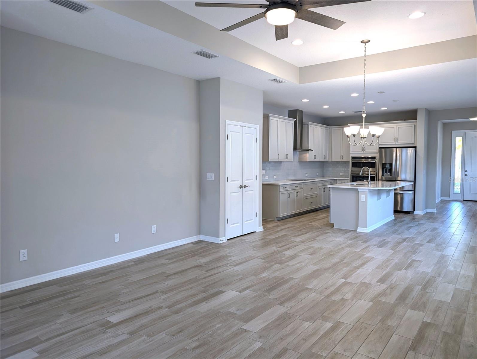 8545 CACHE DR, SARASOTA, FL, 34240