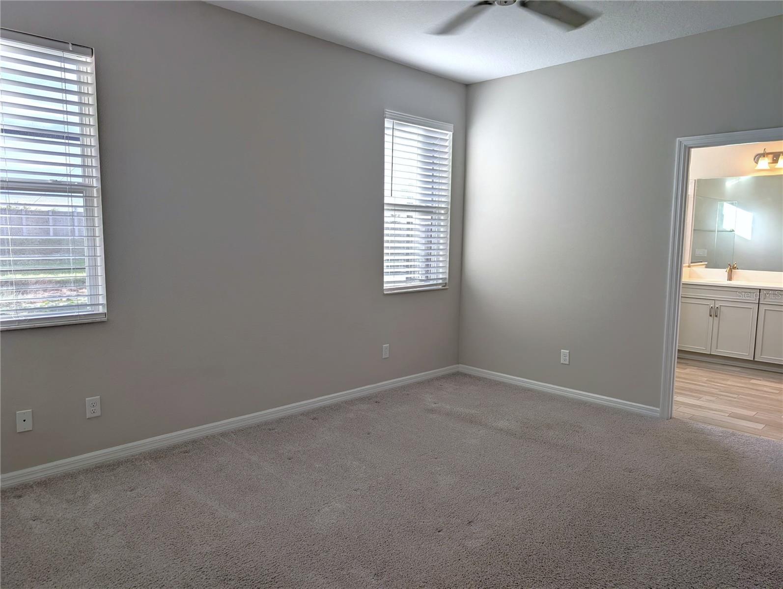 8545 CACHE DR, SARASOTA, FL, 34240