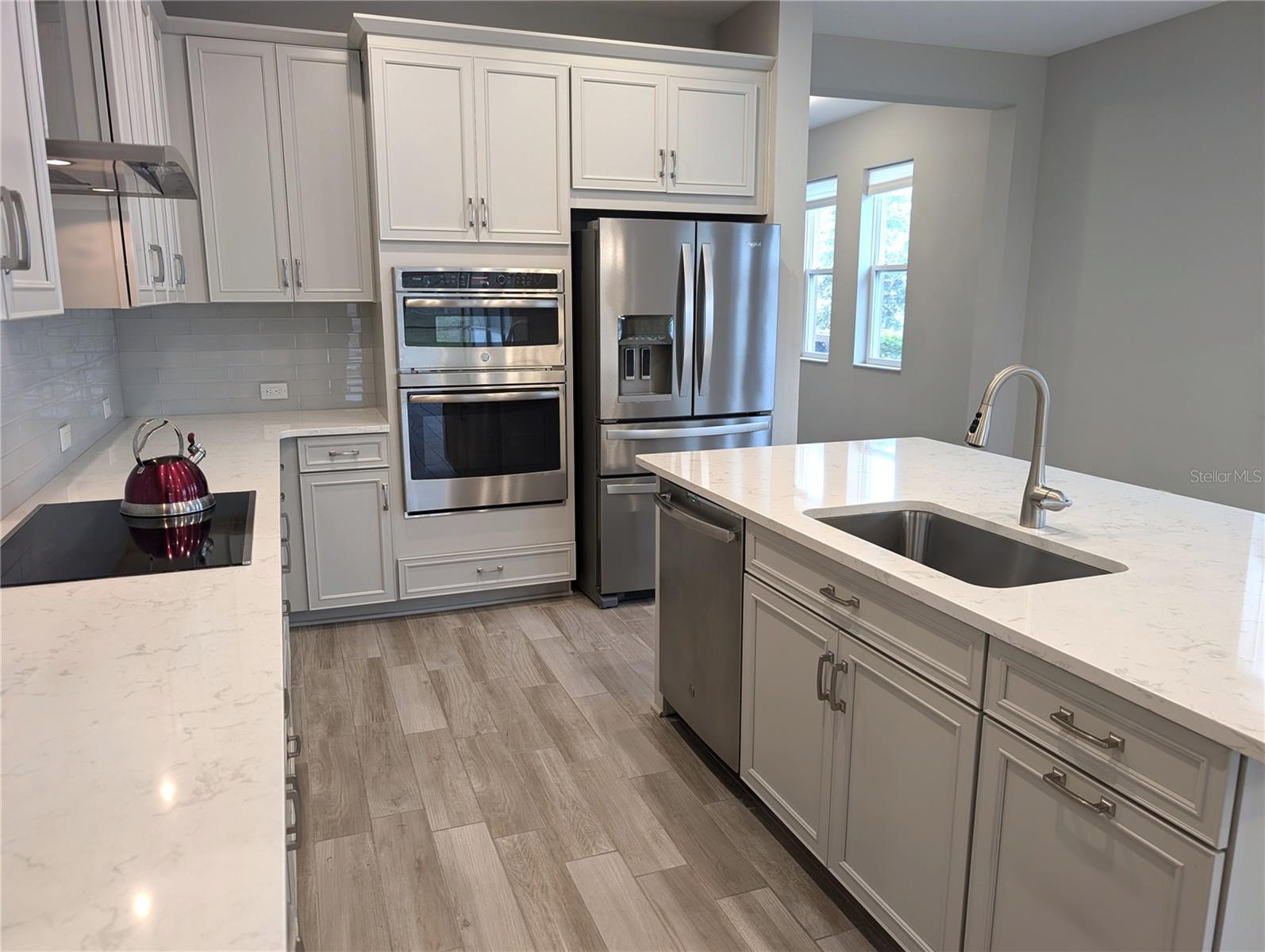 8545 CACHE DR, SARASOTA, FL, 34240