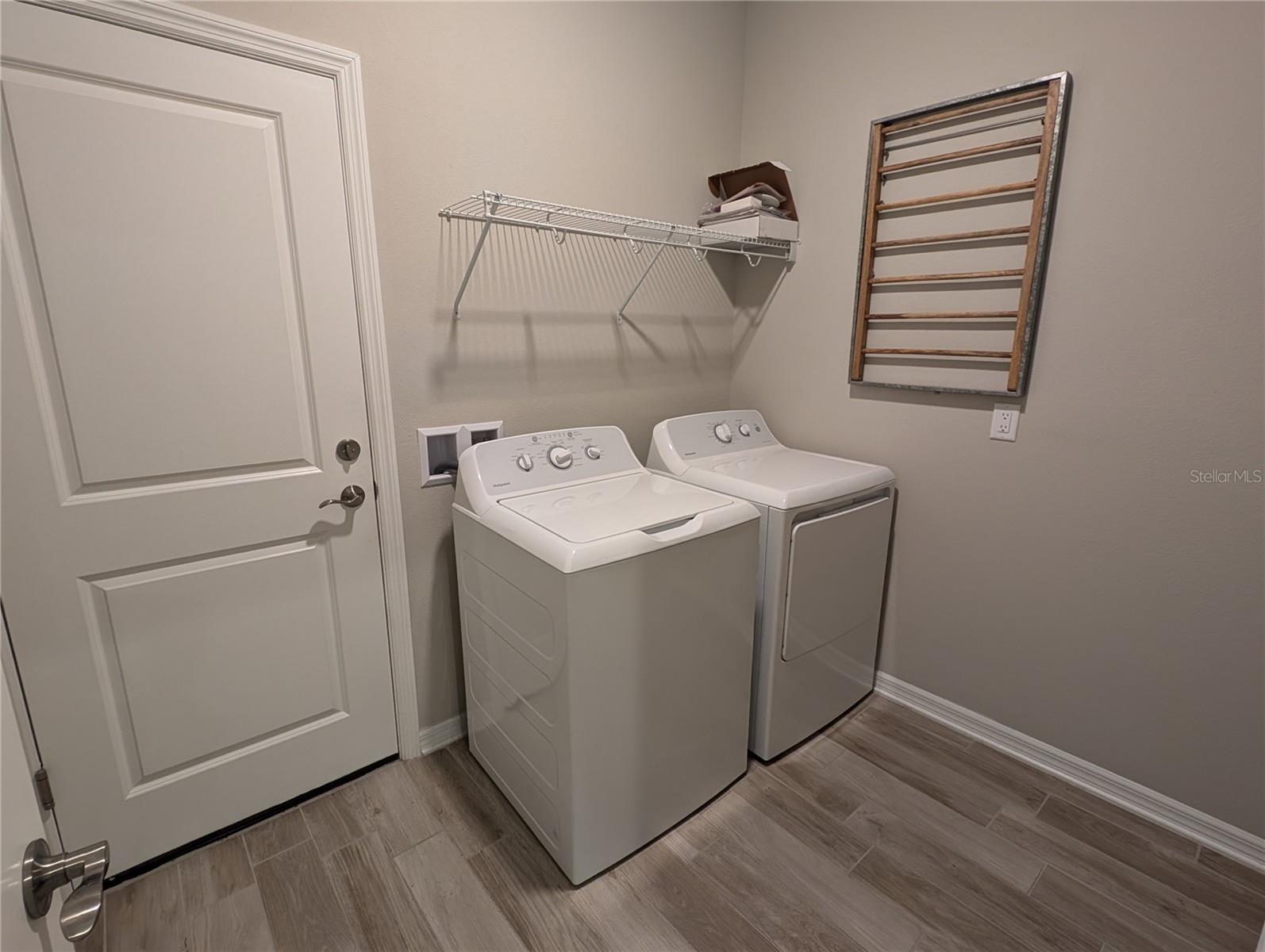 8545 CACHE DR, SARASOTA, FL, 34240