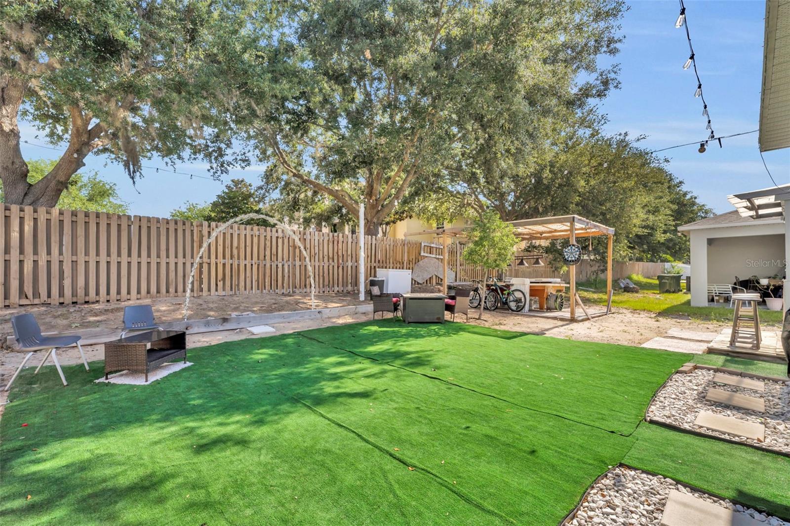 1045 BRADFORD RIDGE DR, LEESBURG, FL, 34748