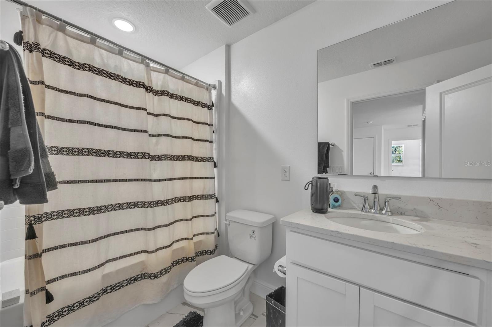1045 BRADFORD RIDGE DR, LEESBURG, FL, 34748