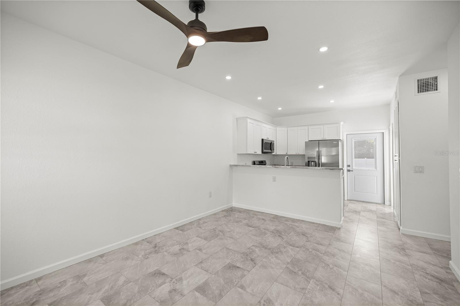 305 SE 5TH TER, WILLISTON, FL, 32696