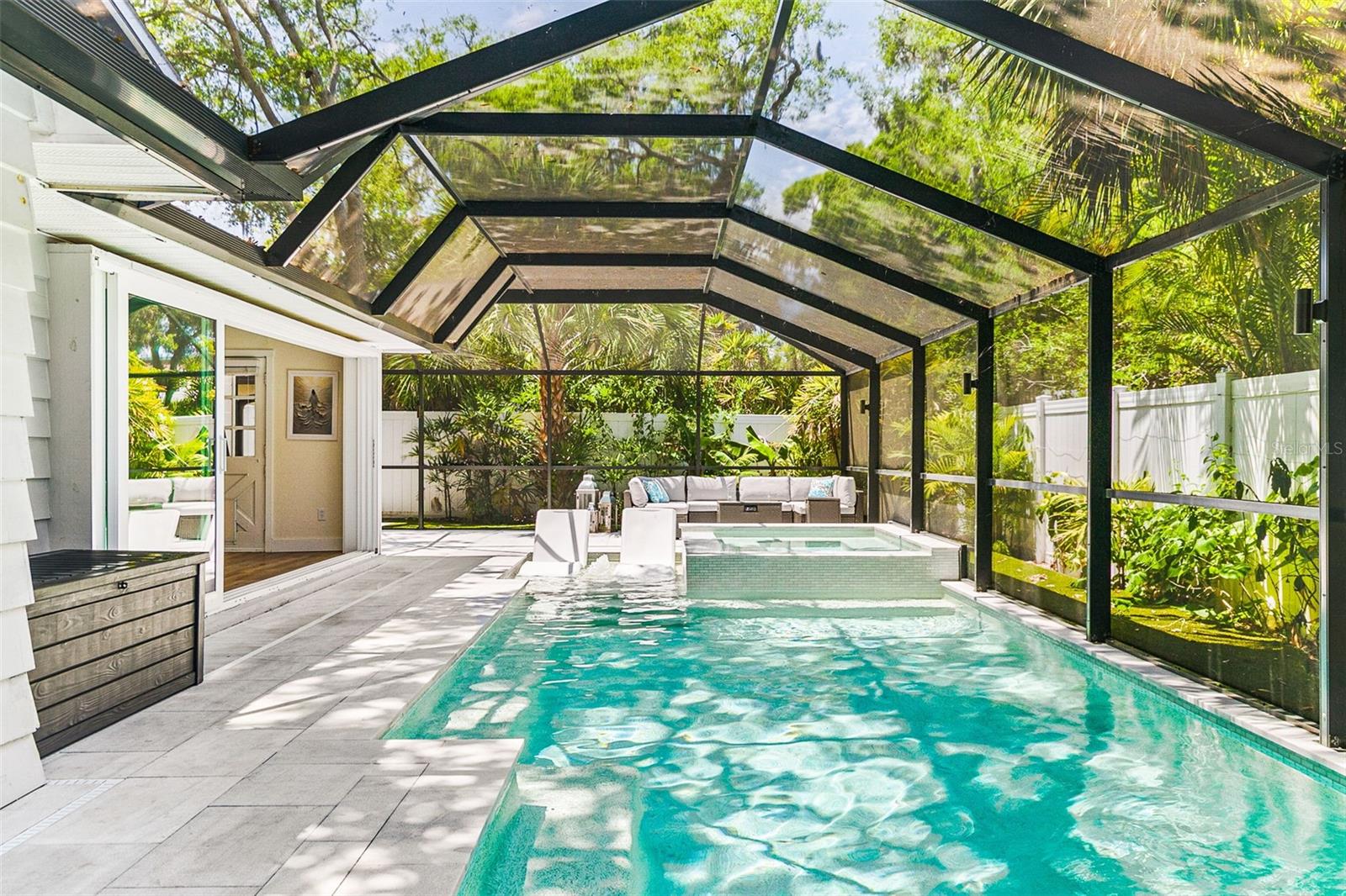 2215 HIBISCUS ST, SARASOTA, FL, 34239