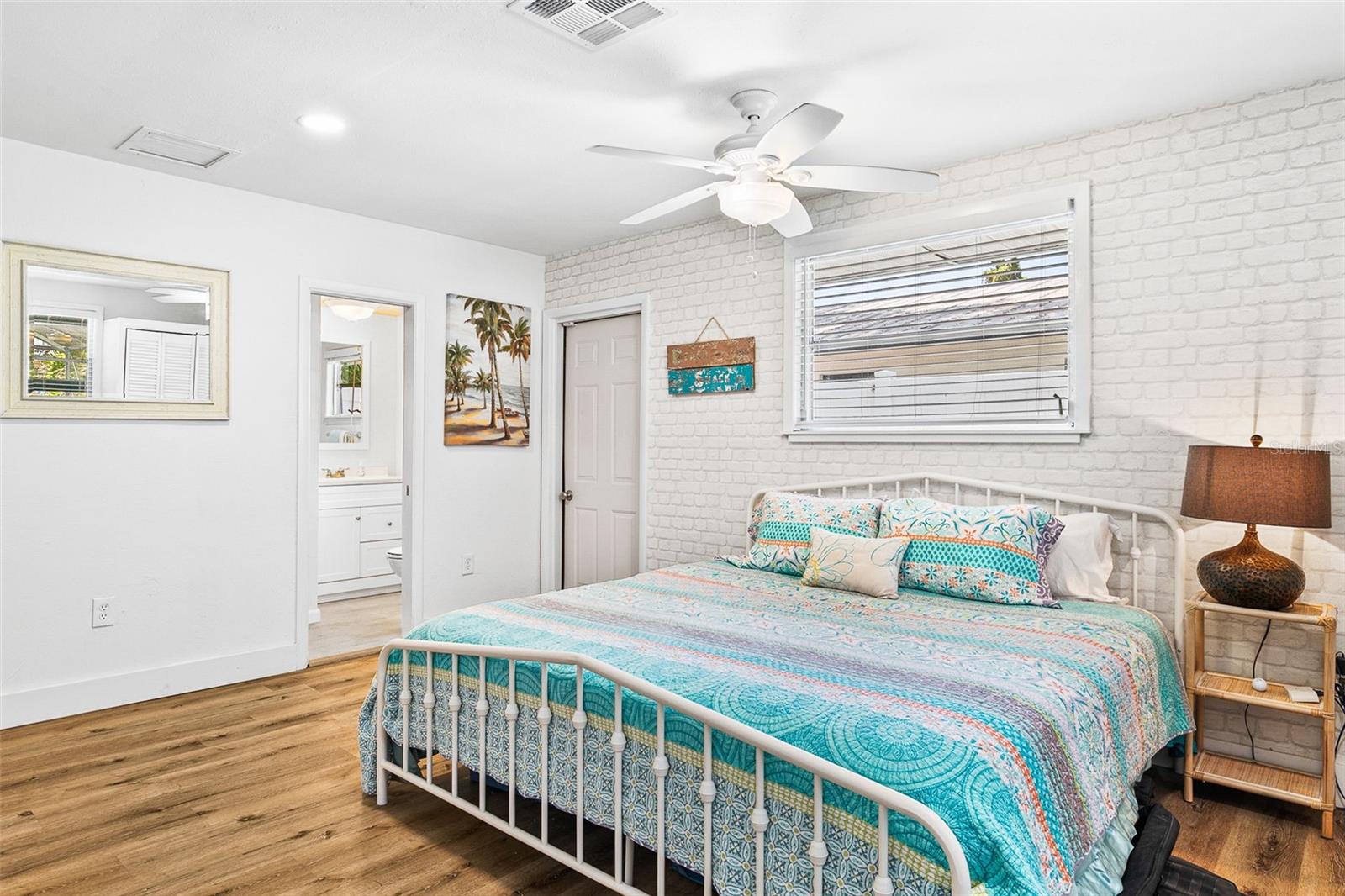 2215 HIBISCUS ST, SARASOTA, FL, 34239