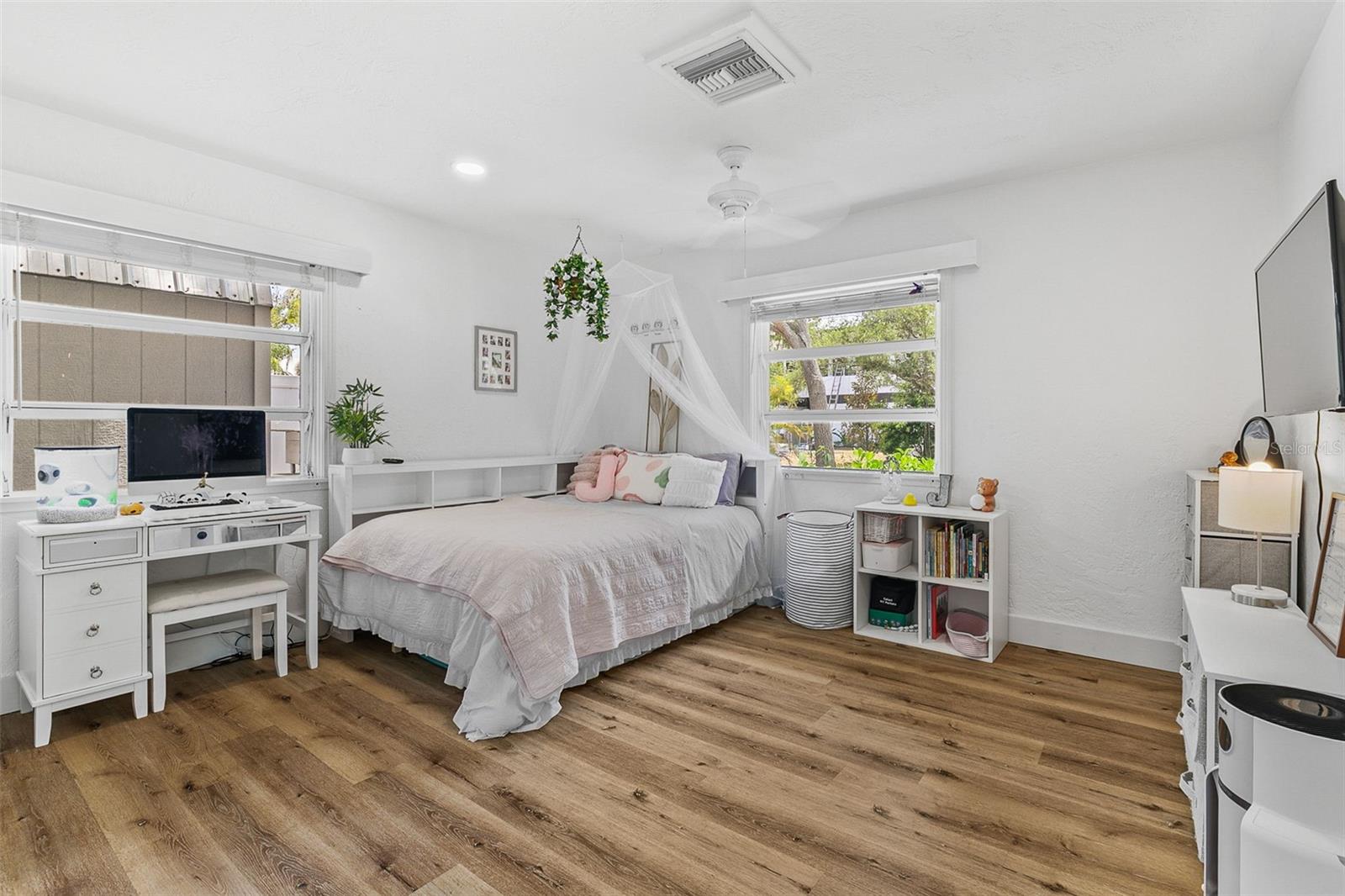 2215 HIBISCUS ST, SARASOTA, FL, 34239