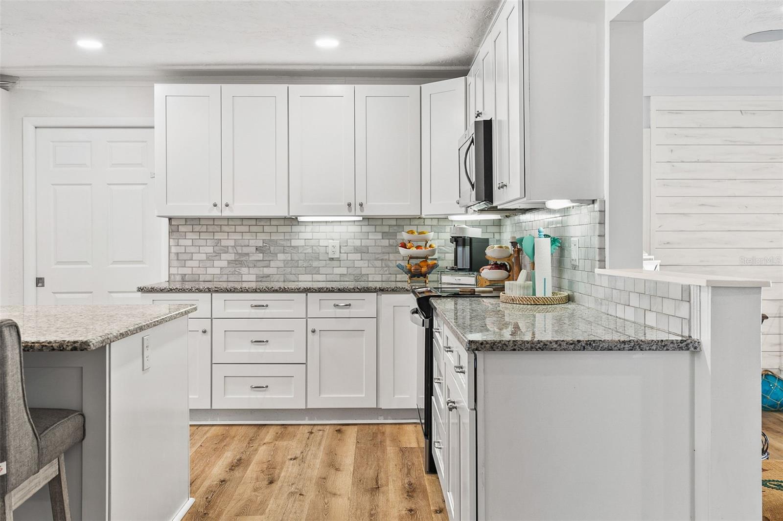 2215 HIBISCUS ST, SARASOTA, FL, 34239