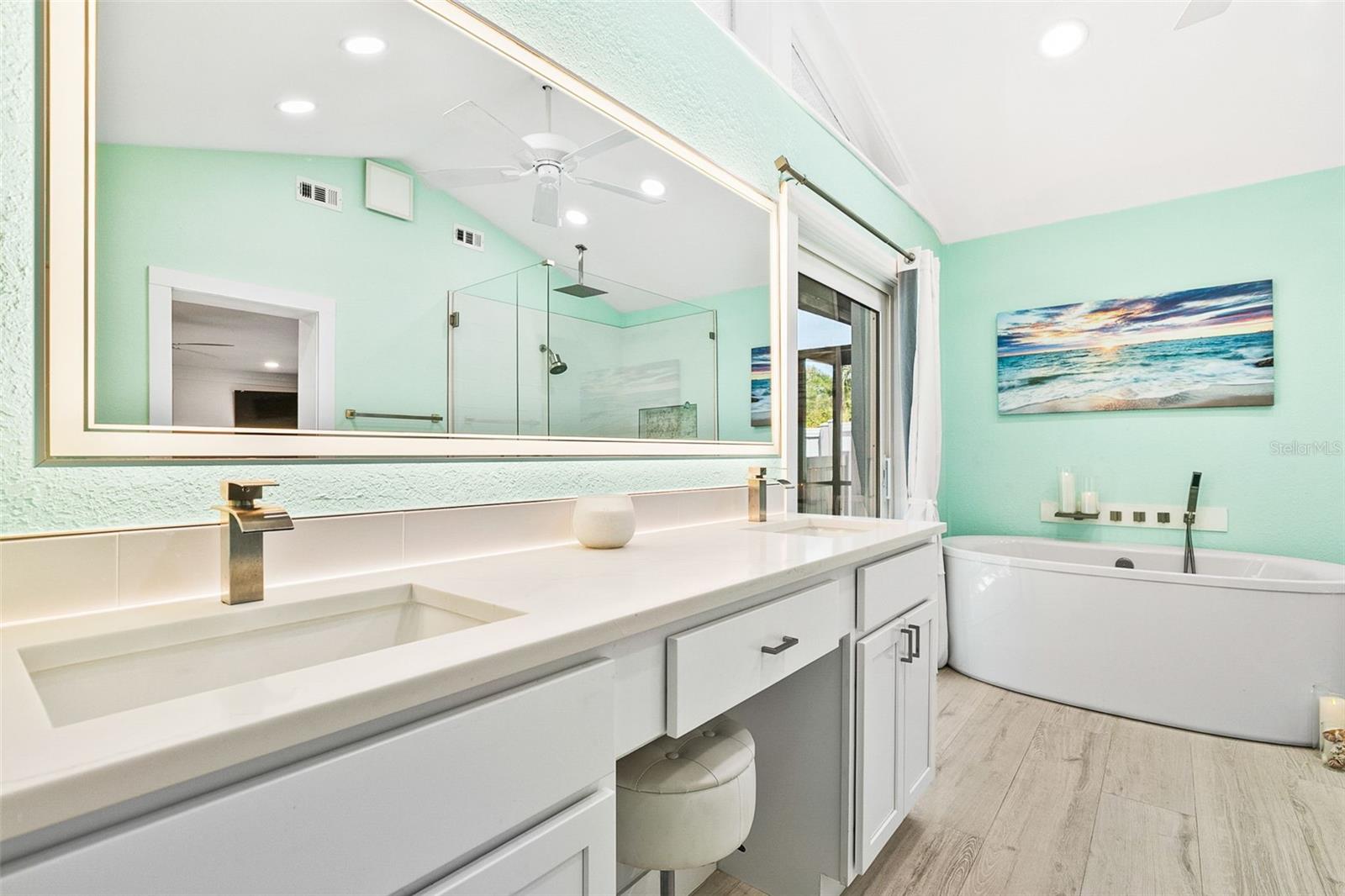 2215 HIBISCUS ST, SARASOTA, FL, 34239