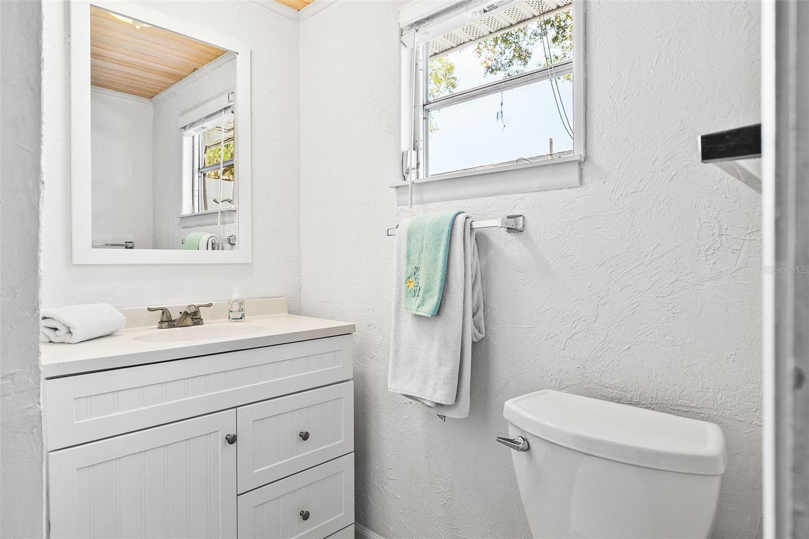 2215 HIBISCUS ST, SARASOTA, FL, 34239