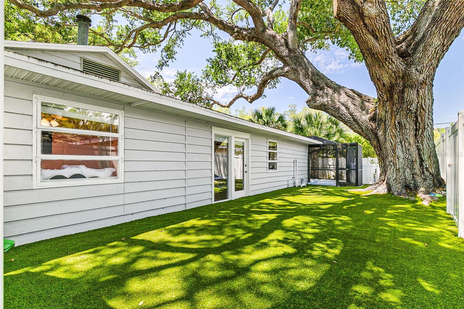 2215 HIBISCUS ST, SARASOTA, FL, 34239