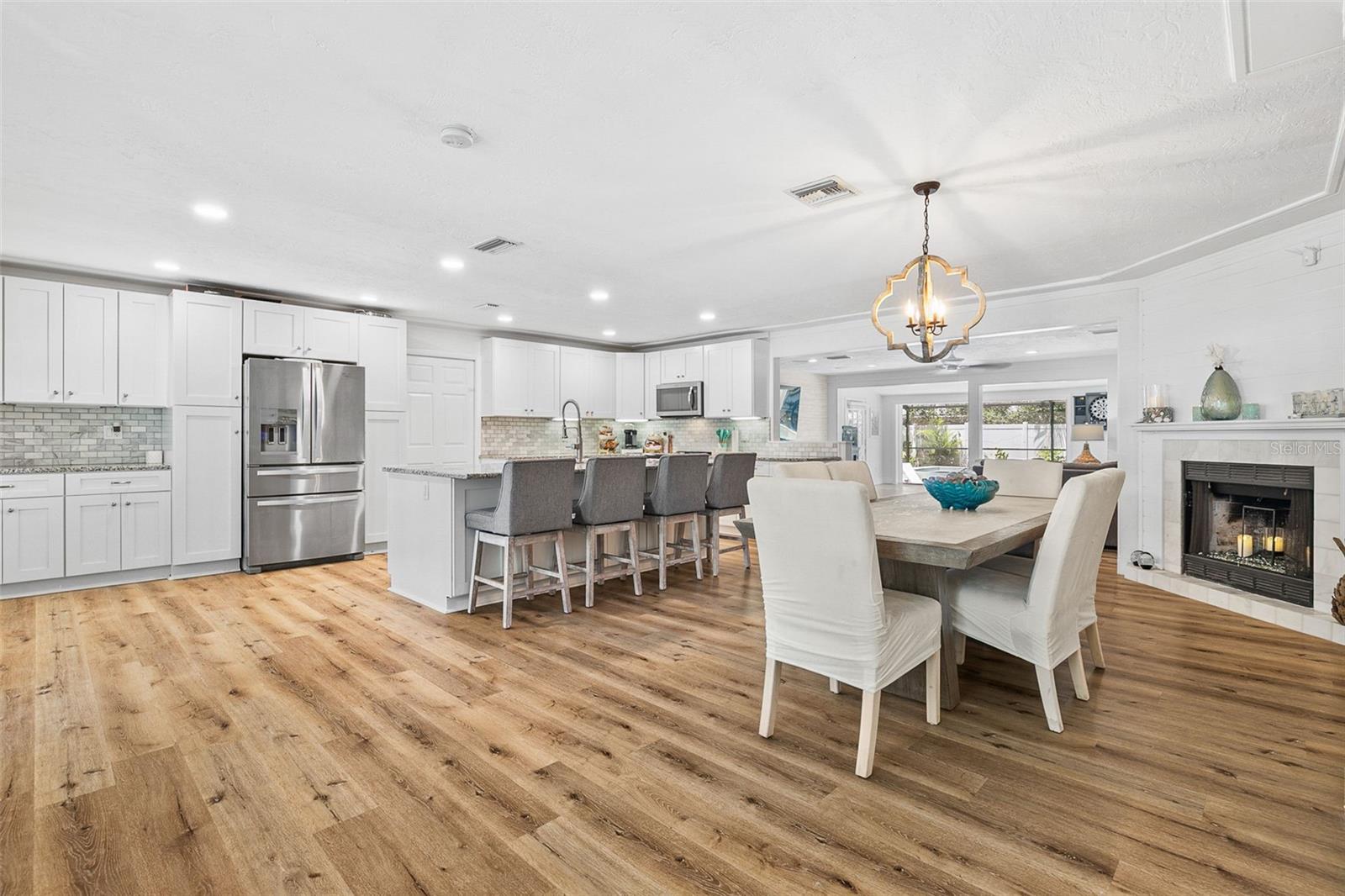 2215 HIBISCUS ST, SARASOTA, FL, 34239