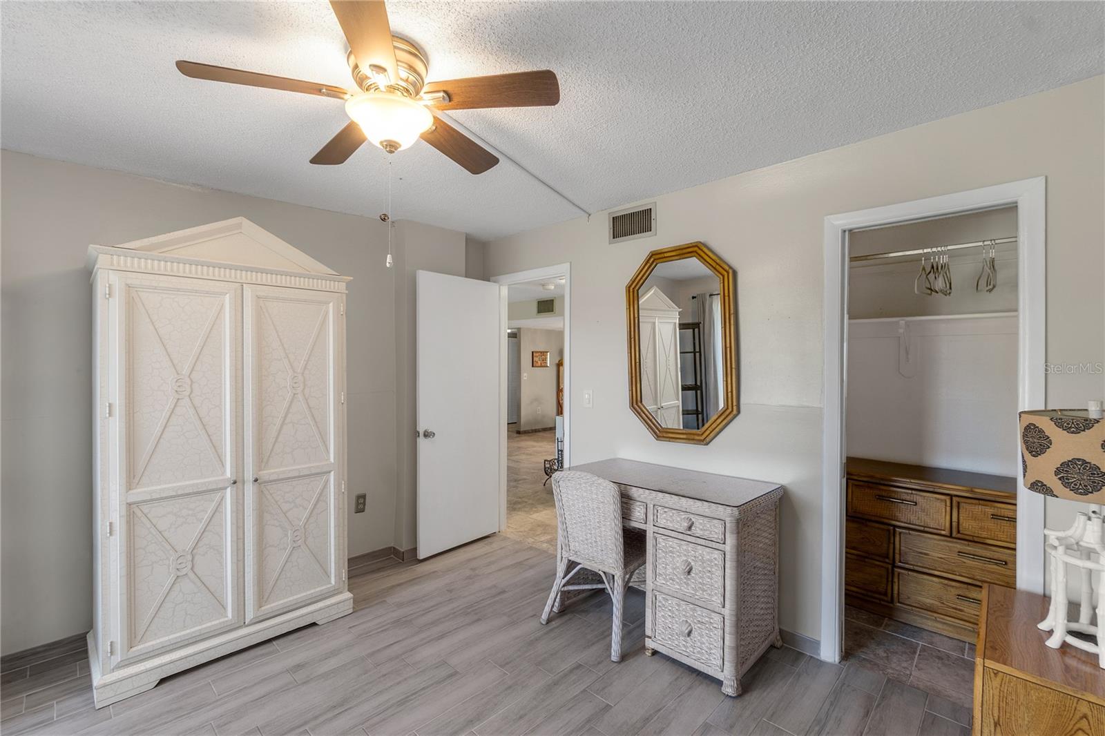 4119 61ST AVENUE TER W #102, BRADENTON, FL, 34210
